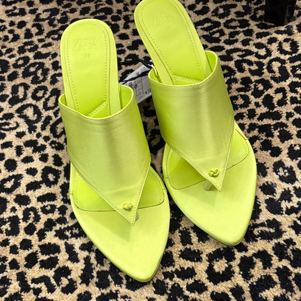 Zara Bright Yellow neon Mules brand new never worn